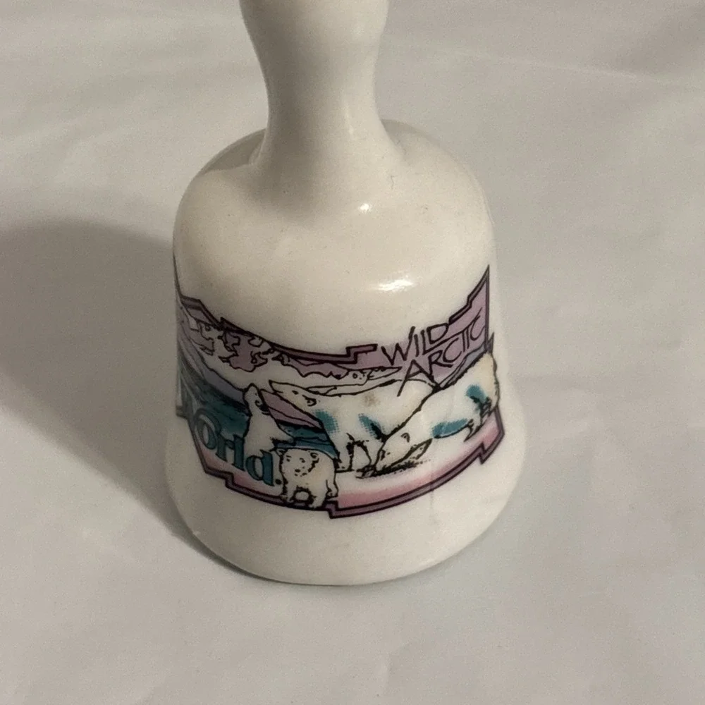 Wild Arctic Sea World Polar Bear Dinner Collectible Bell Used‎ Souvenir